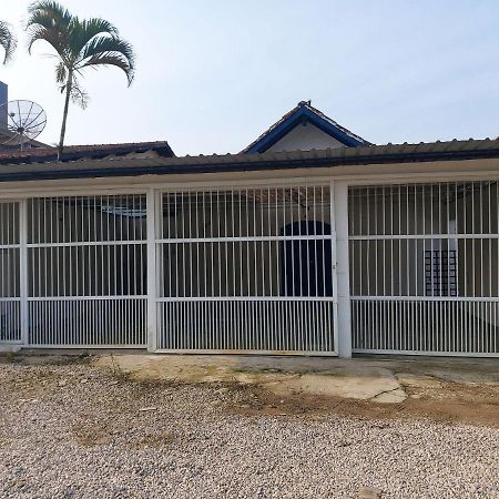 Villa Mariluce Chale 4 Maranduba 3dor Ubatuba Exterior foto